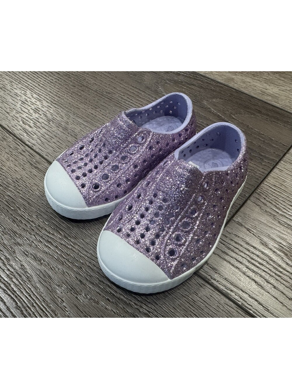 NATIVE Size 4C Slip On Shoe Pink Glitter